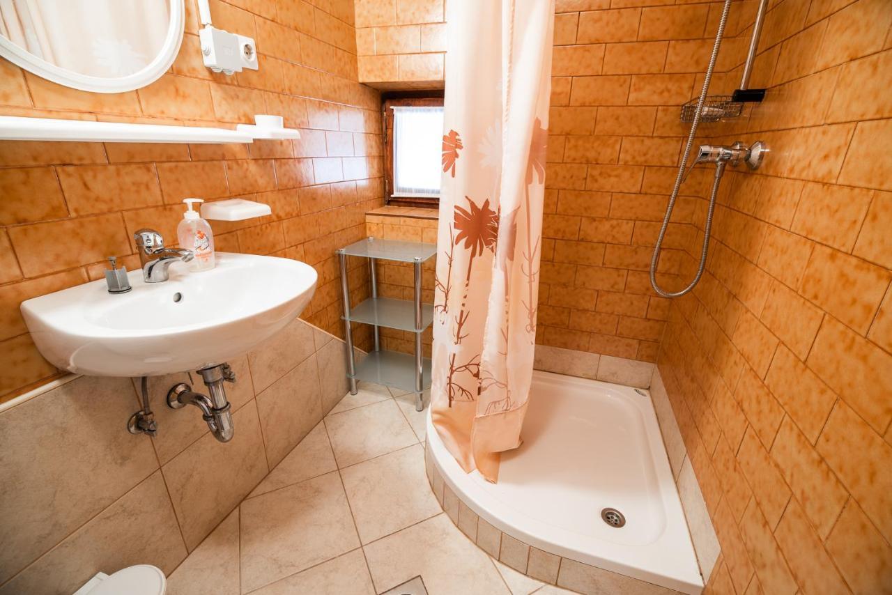 Farm Stay Zagar Mozirje Quarto foto